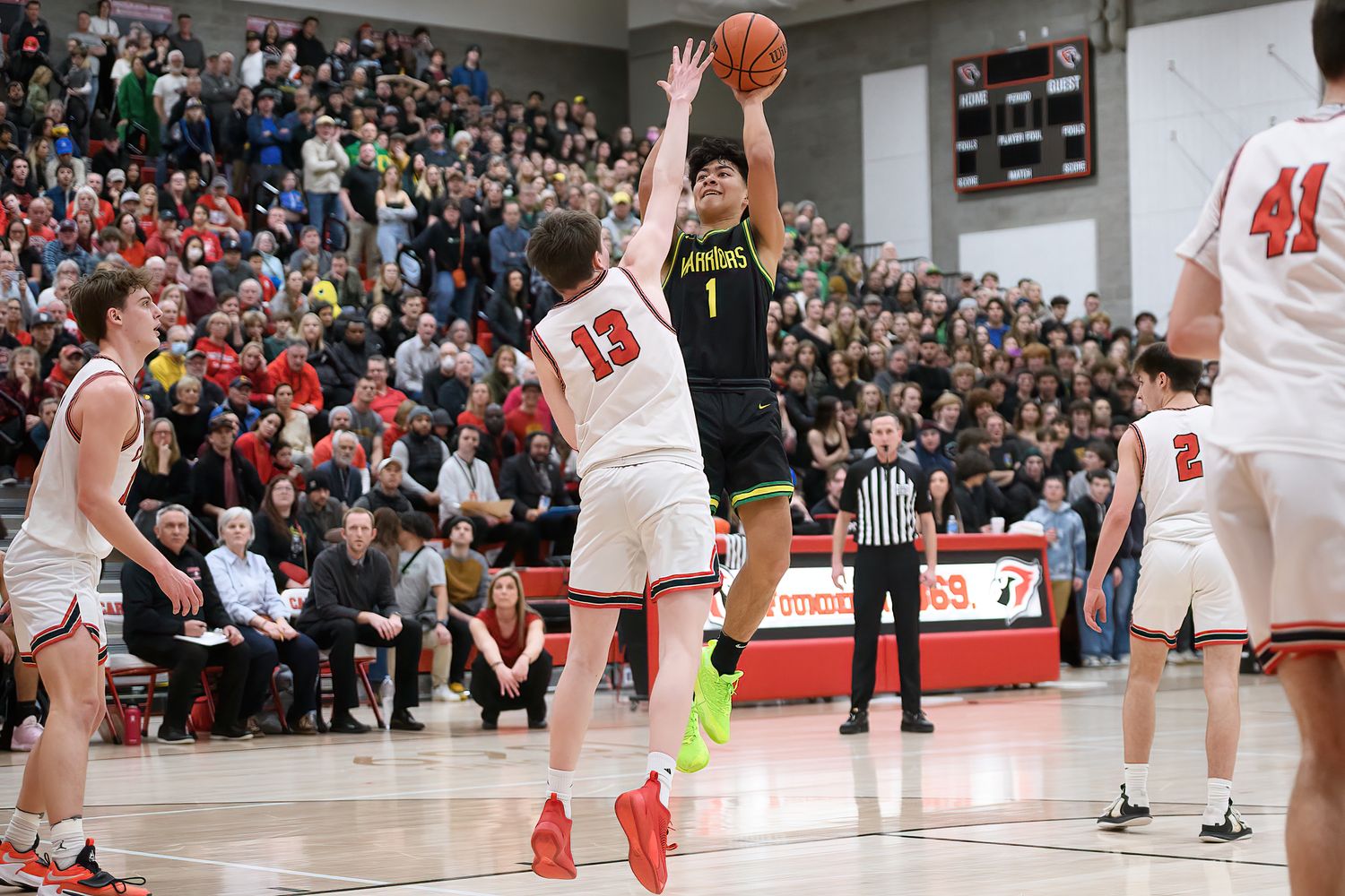 1 Lincoln vs Cleveland boys basketball 6A Oregon second round March 4 2023 Ken Waz 28